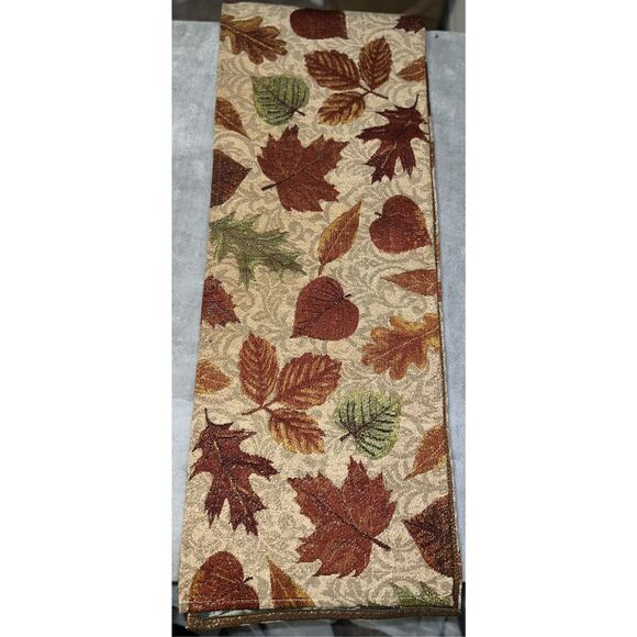 Gorgeous Autumn Leaves Country Cottage Chic Floral Table Runner - Picture 1 of 7